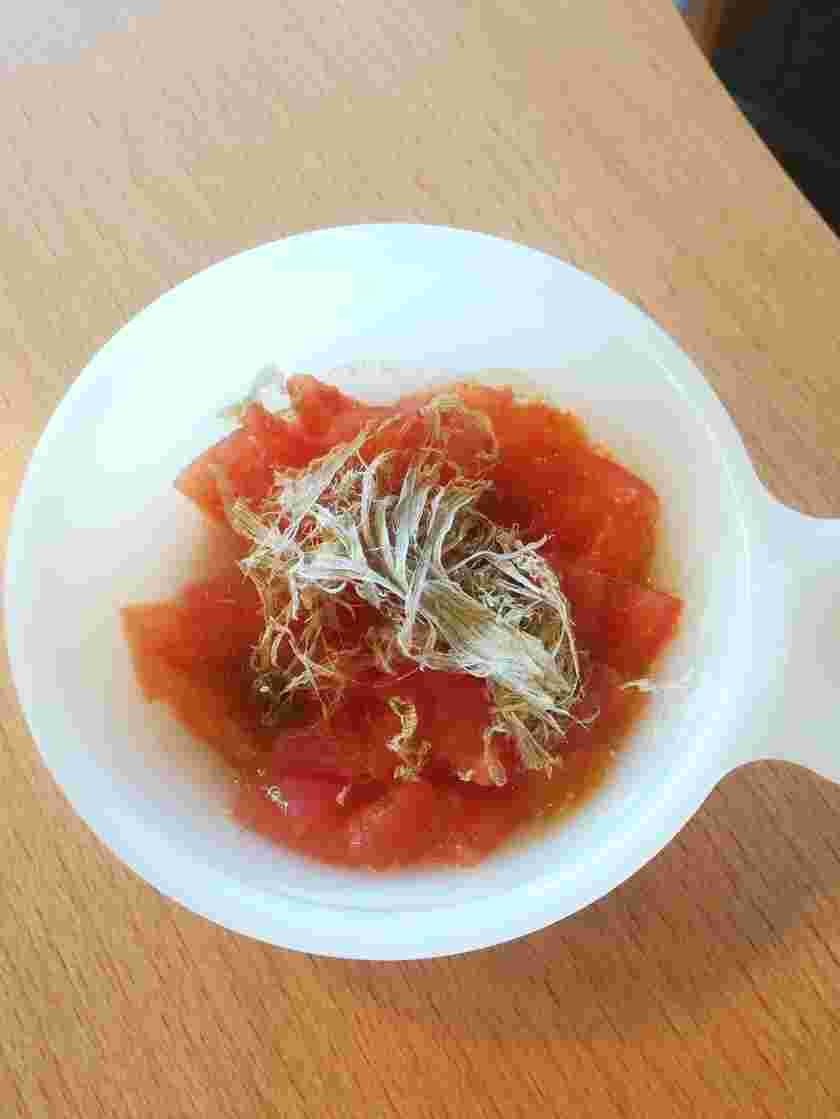 離乳食のトマトのとろろ昆布和え