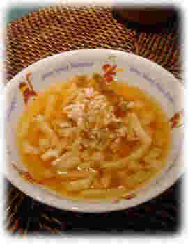 離乳食のとろろ昆布ササミのせうどん