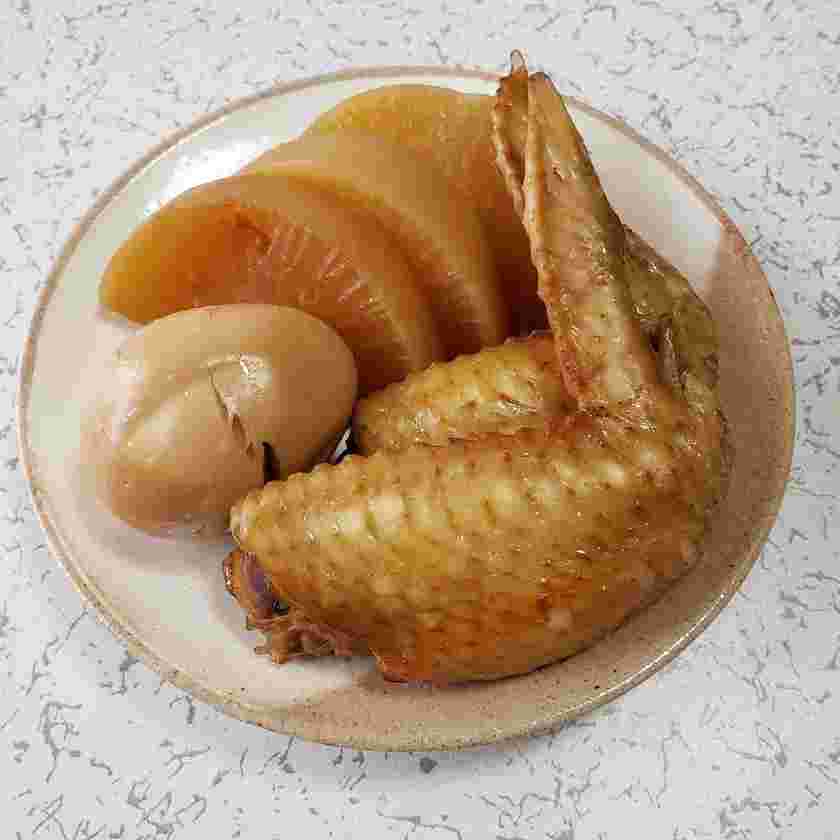 時短で作れる鶏手羽と大根の煮物