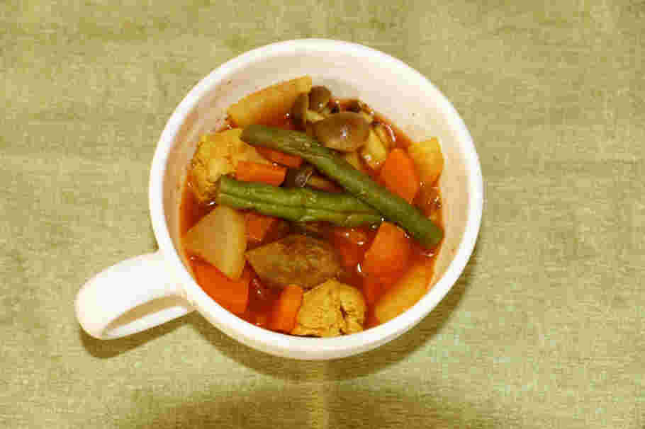 大根とごぼうを使ったカレー煮込み