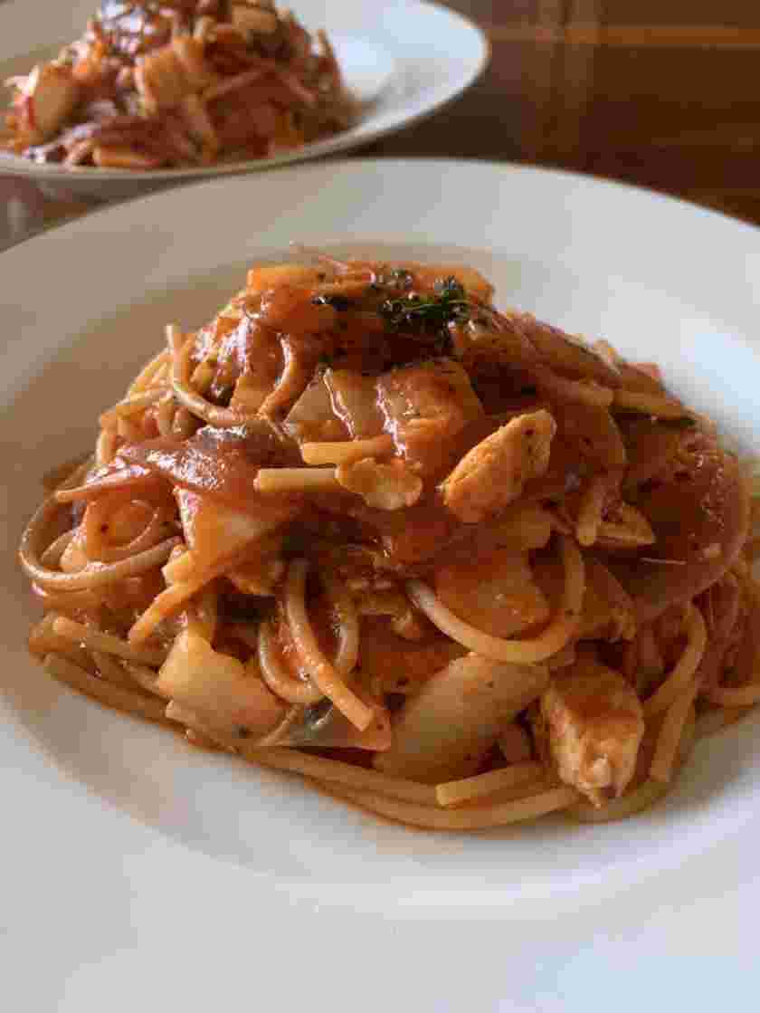 白菜と鶏肉のトマトパスタ