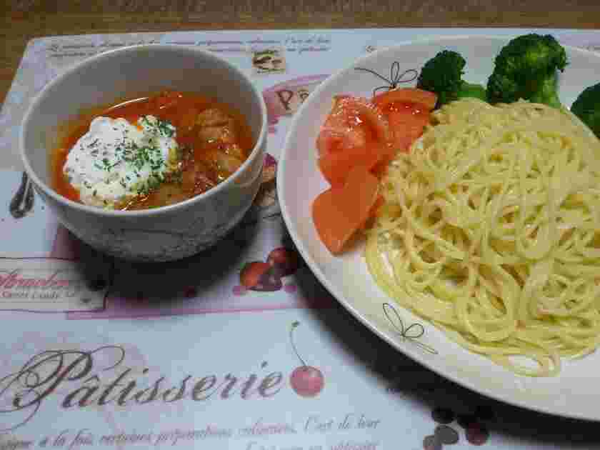 白菜とトマトソースのつけパスタ