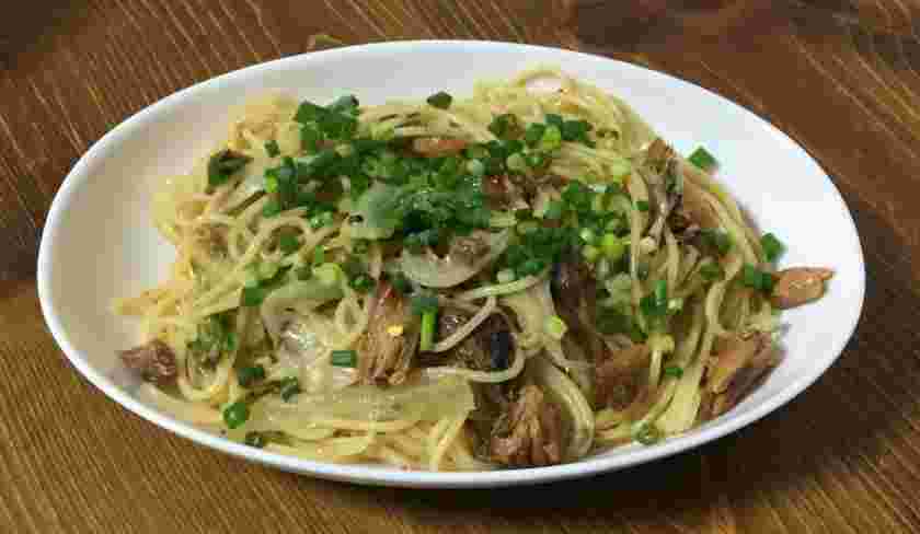 鯖缶と白菜のパスタ