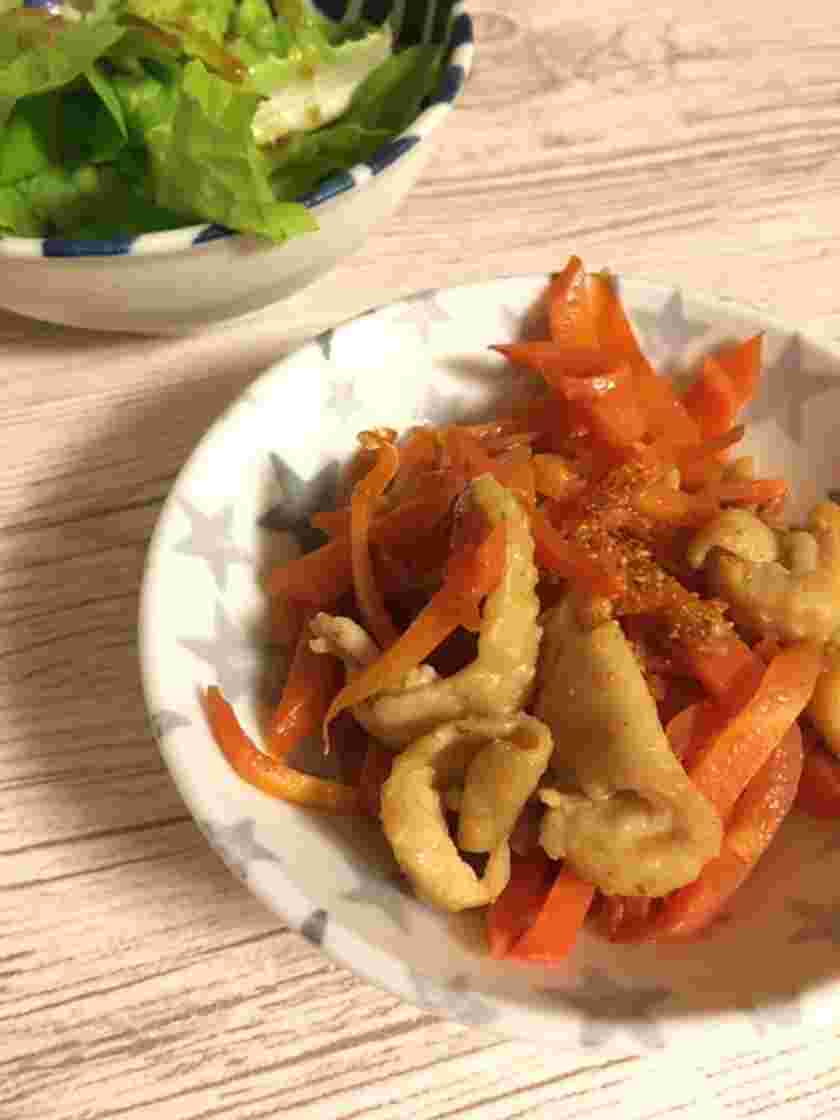 鶏皮と人参のきんぴら