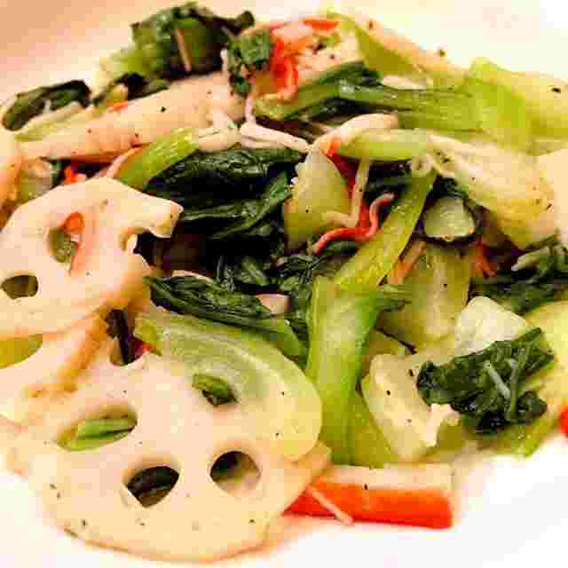 レンジでチンゲン菜とカニカマの炒め物