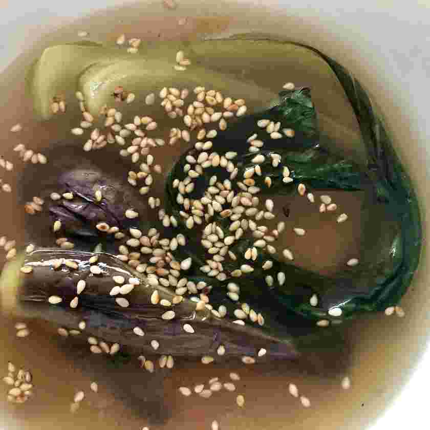 なすとチンゲン菜のスープ