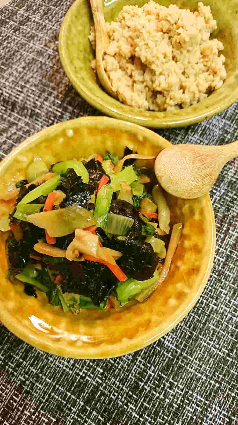 チンゲン菜と海苔の中華風和え物