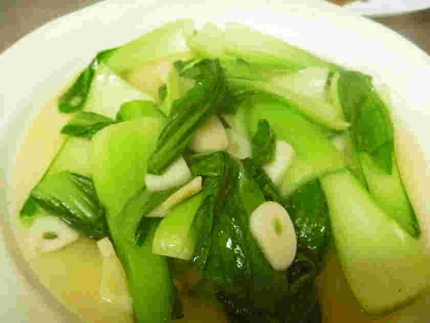 チンゲン菜の塩にんにく炒め