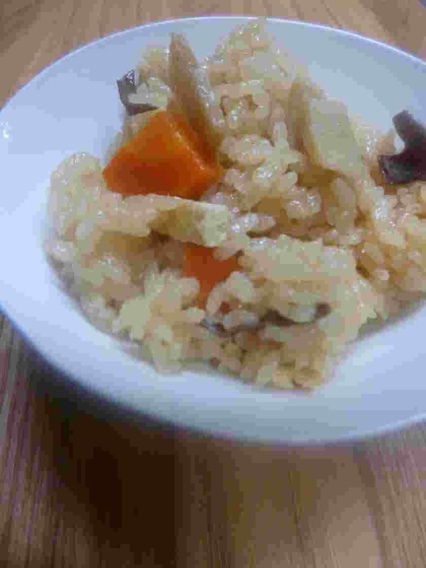 タイラギ入りの炊き込みご飯