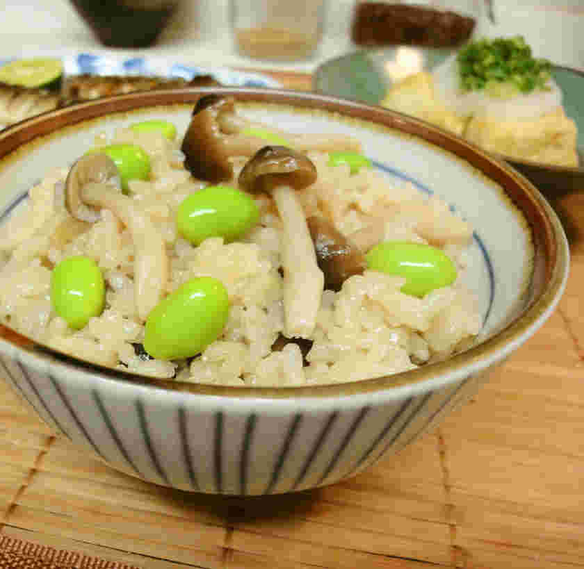 しめじと枝豆の簡単炊き込みご飯