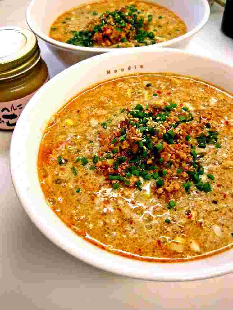 中華料理の濃厚うま辛担々麺
