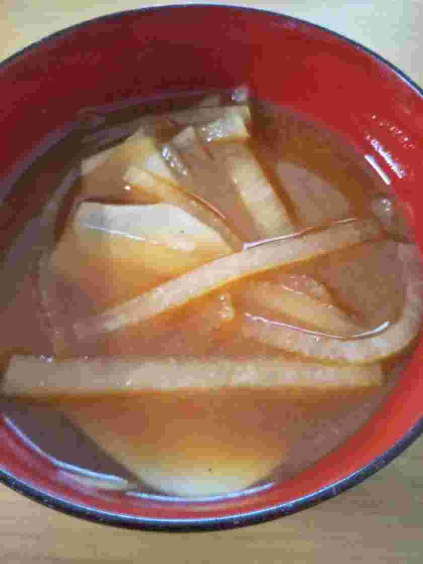 里芋と大根の味噌汁