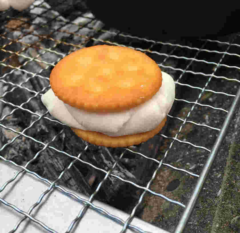 焼きマシュマロサンド