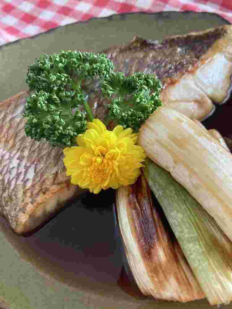 鯛の煮付け