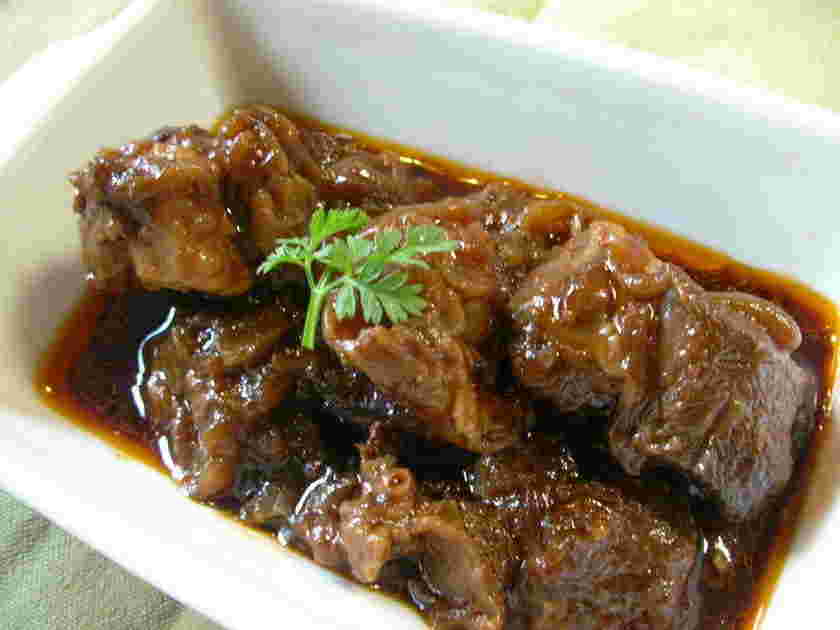 牛すじ肉のビール煮込み