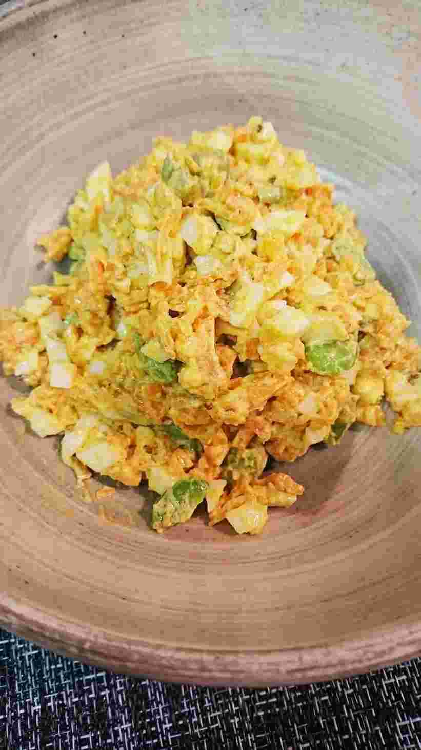 フォロのドレッシングを使った春野菜の卵サラダ