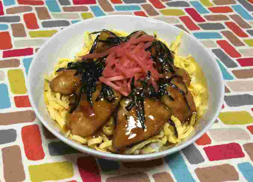 お昼ごはんにおすすめな照焼きチキン丼