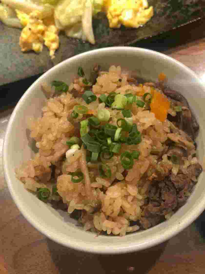 焼肉のめんつゆ炊き込みご飯