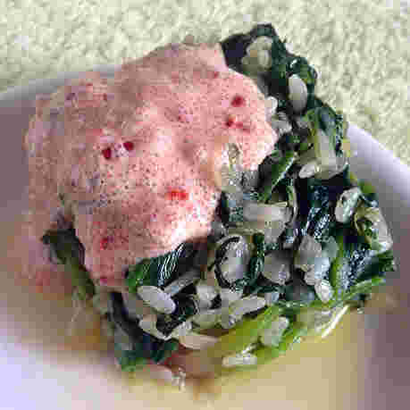 秋野菜を使ったほうれん草の明太子ヨーグルトがけ