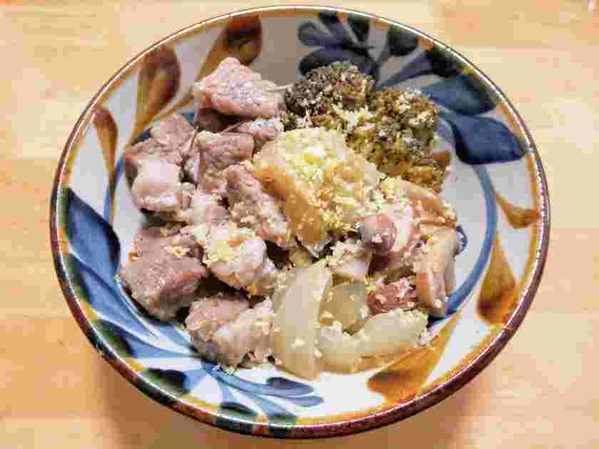 豚バラ肉のレモン煮込み