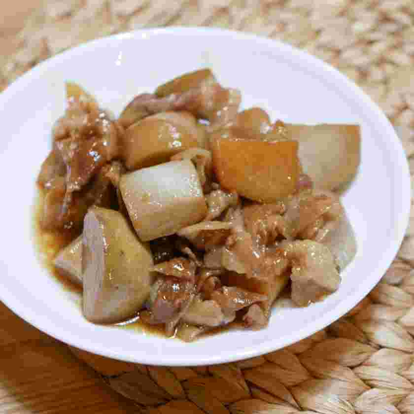 山芋と豚バラの煮物