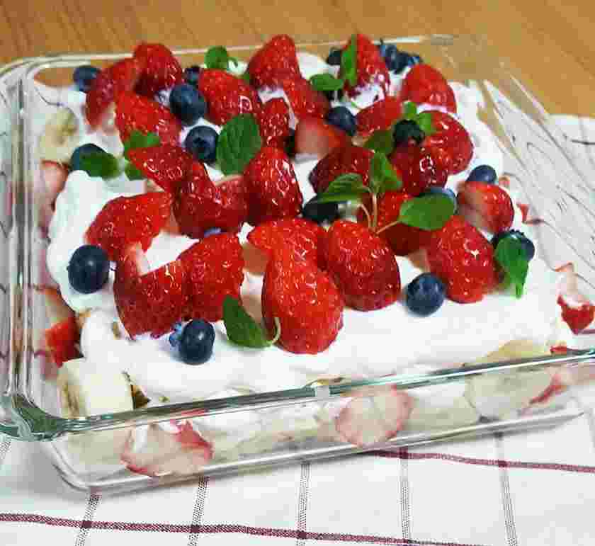 ベリーのスコップケーキ