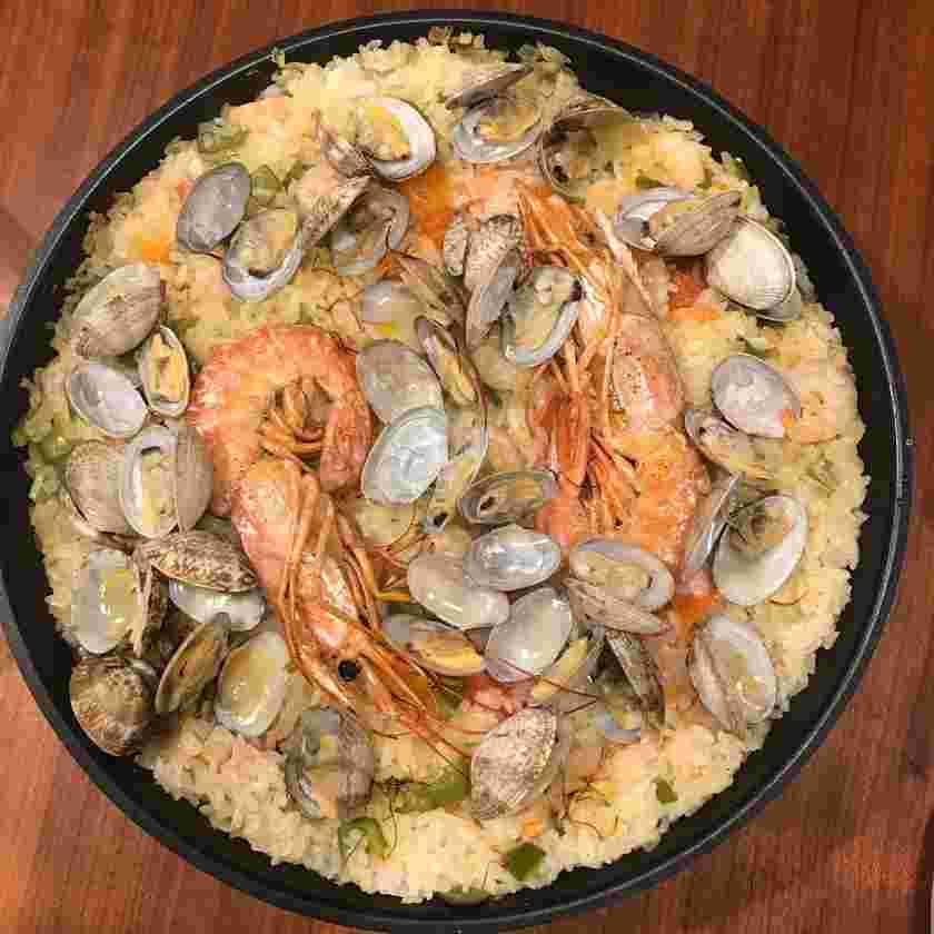 ごちそうレシピにおすすめの魚介のダシで作る簡単パエリア
