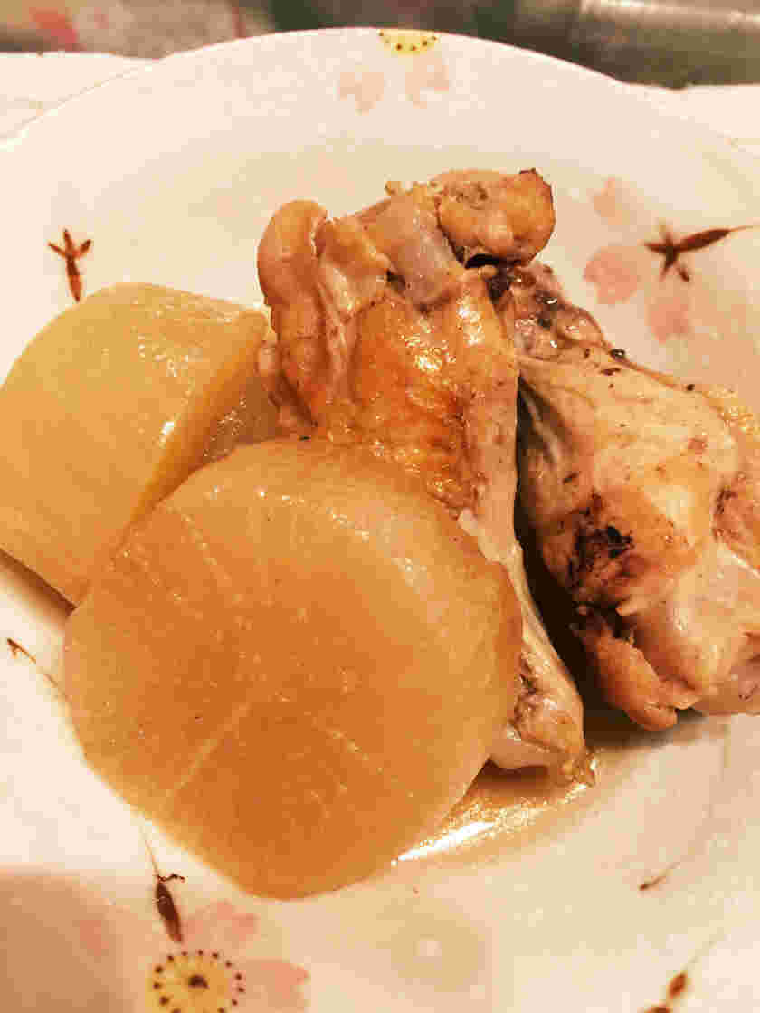 圧力鍋で作った大根と手羽元のコンソメ煮