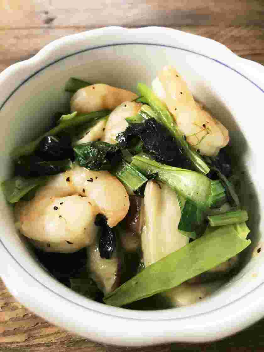 むきエビと小松菜の中華炒め