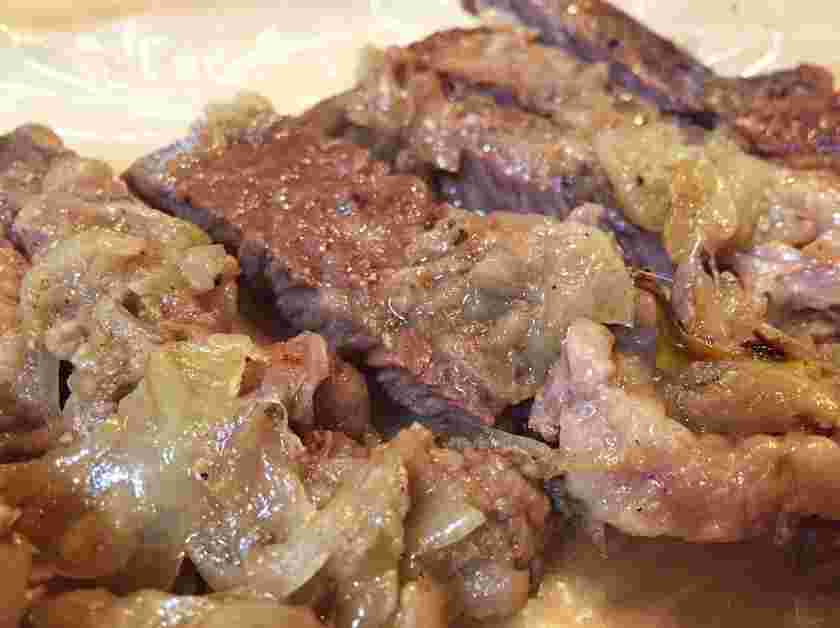 オーブンで焼いたシャリアピンステーキ