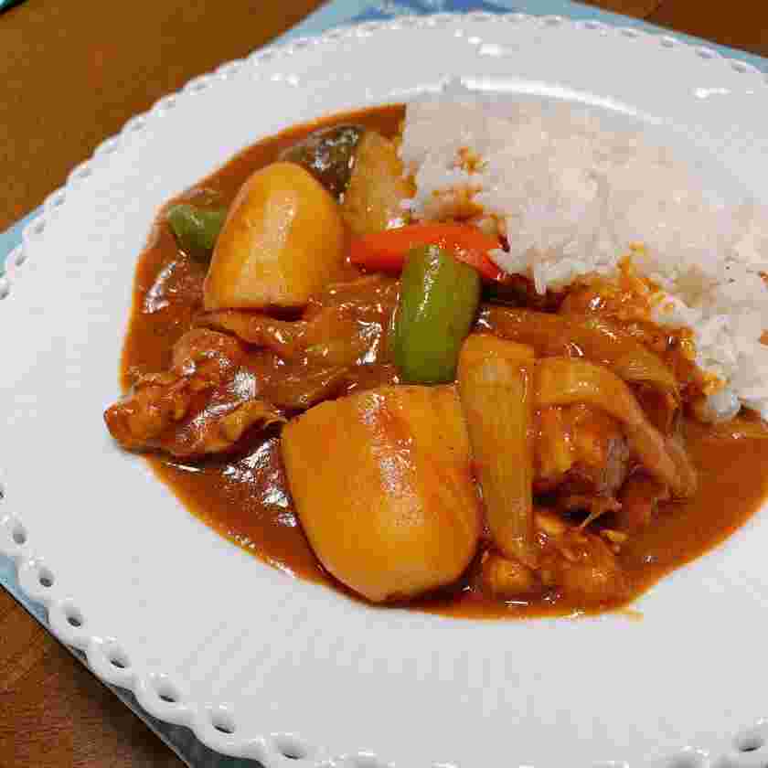 じゃがいもとなすのチキンカレー