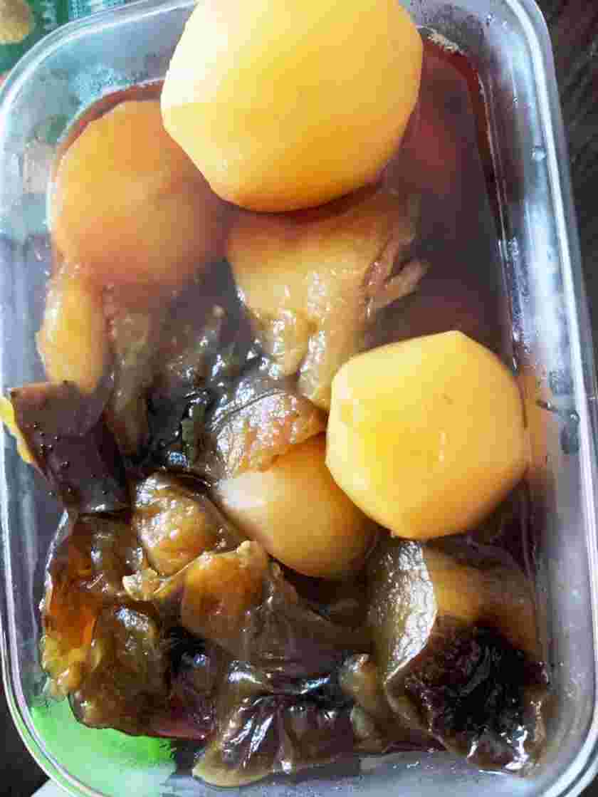 なすとじゃがいもの煮物