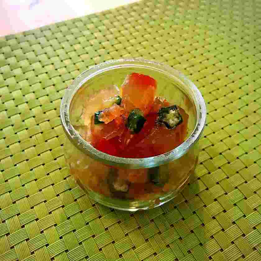 野菜料理のコンソメ野菜ジュレ