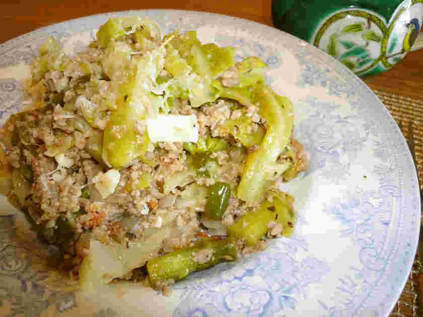 アスパラやキャベツをたっぷり使ったヘルシーパスタ