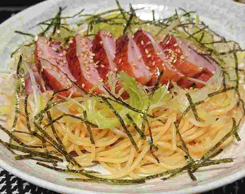 鴨肉とネギの和風パスタ