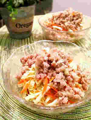 キャベツと豚ひき肉のエスニックサラダ