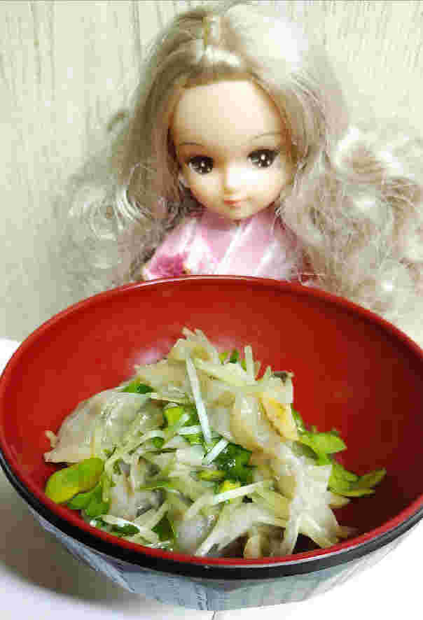 貝ひもかいわれの出汁和え