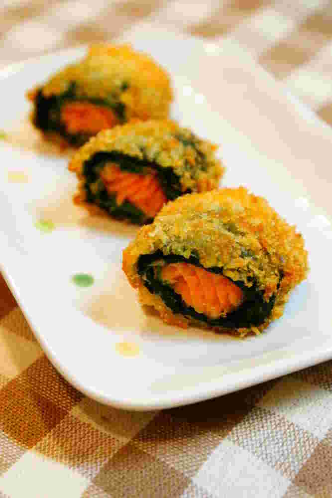 鮭の切り身とほうれん草のチーズ風味フライ