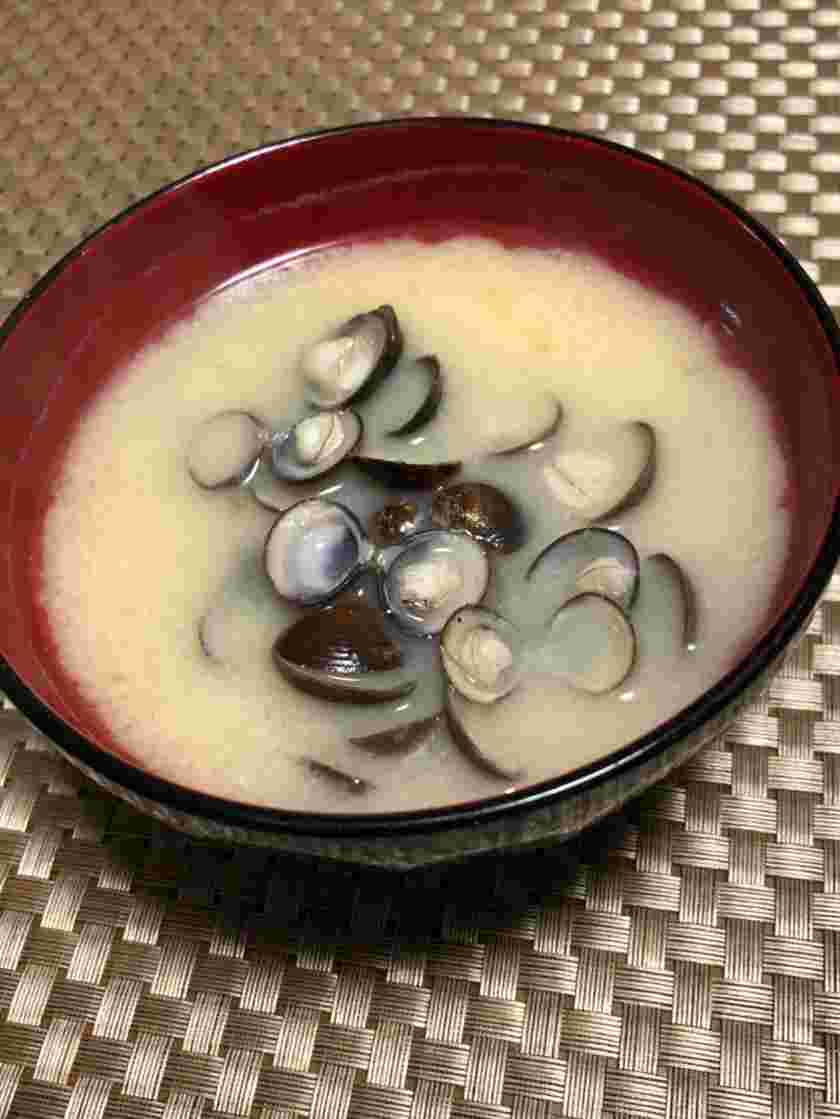 ちらし寿司に合う献立メニューのしじみの味噌汁