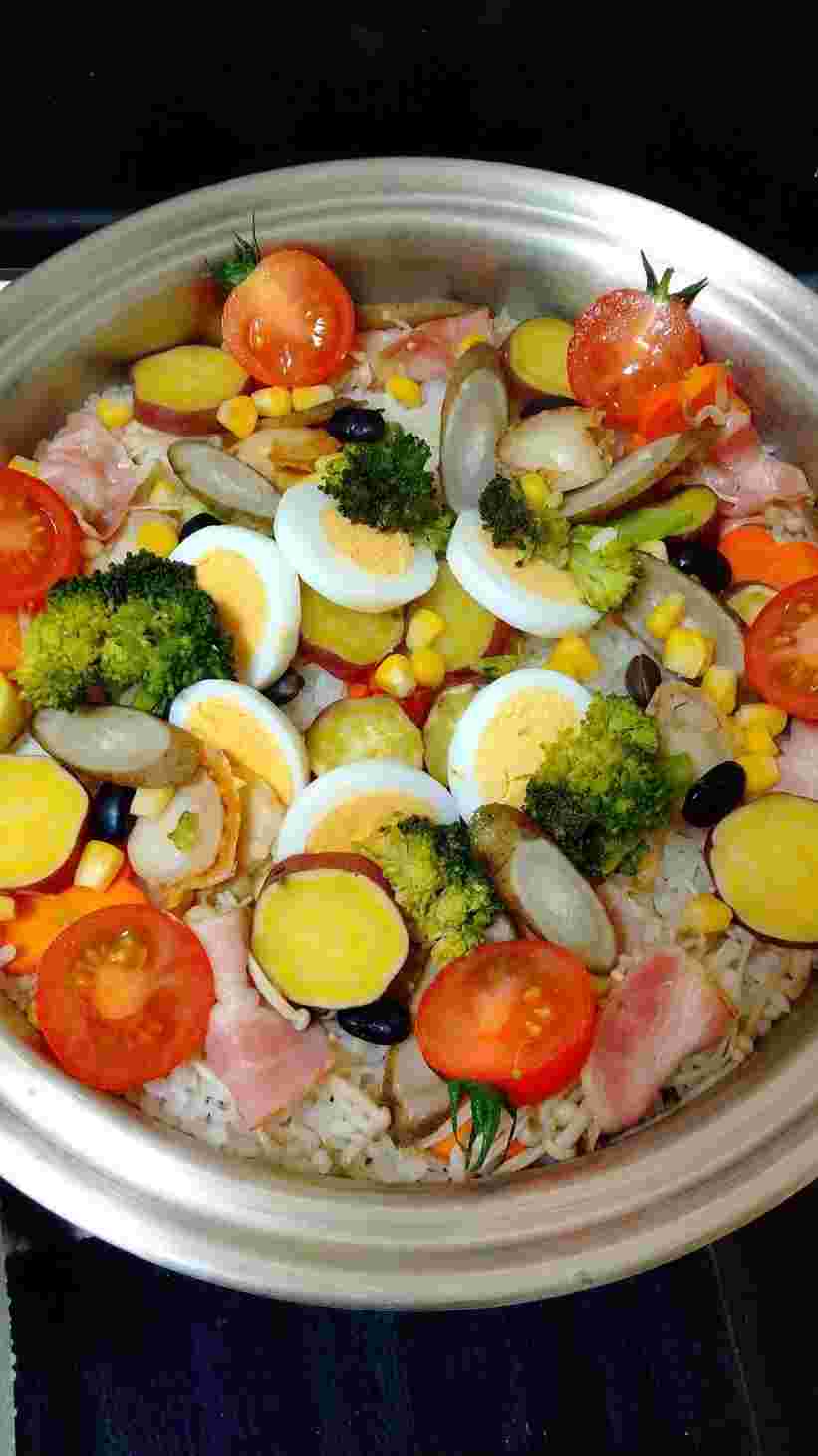 ホタテを使ったパエリア風炊き込みご飯