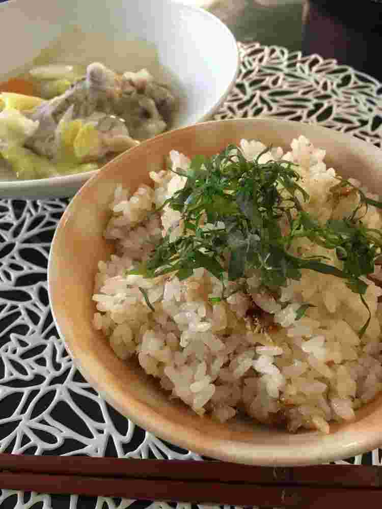 ホタテと梅干しの炊き込みご飯