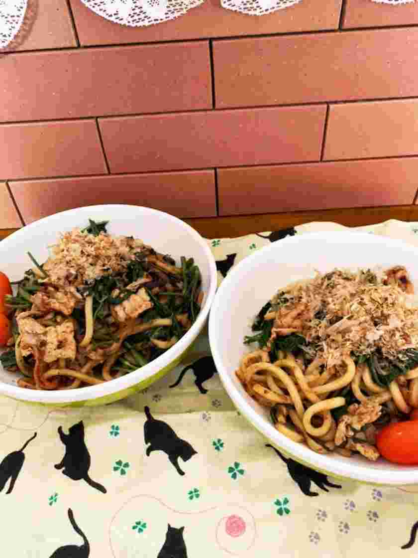 豚ロースとエンサイの焼きうどん
