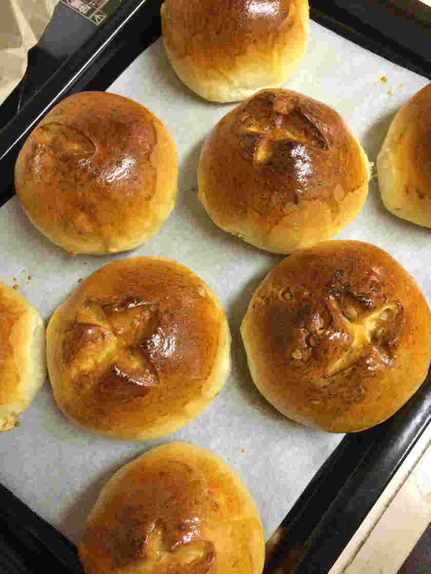 クリームチーズ入りくるみパン