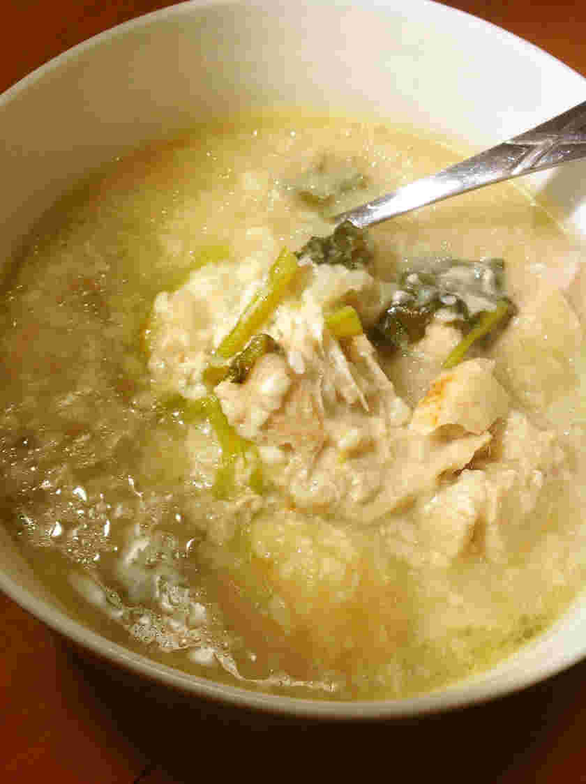圧力鍋で作る鶏胸肉とカブの塩麹スープ