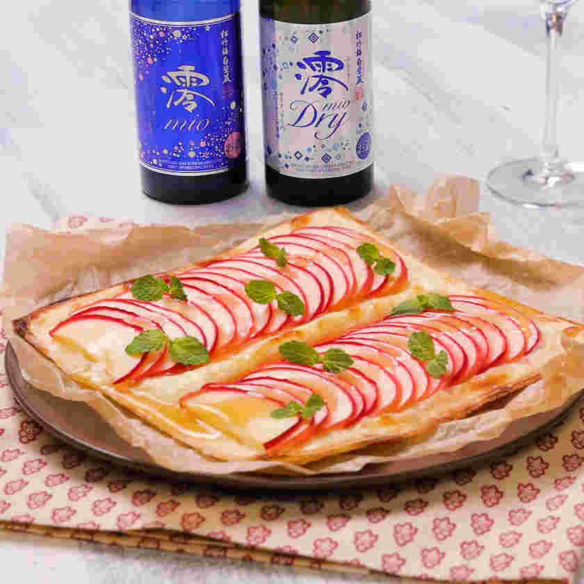 春巻きの皮で作るりんごのミルフィーユ風ピザ