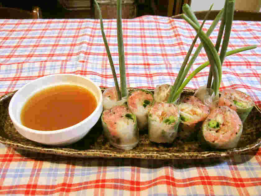 マグロの中落ちを使った生春巻き