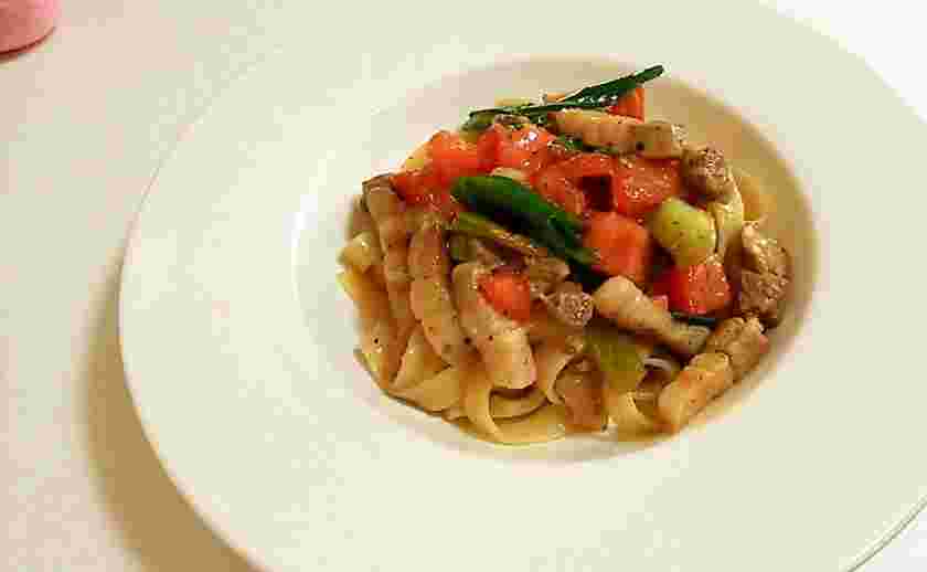 豚バラとネギのフレッシュトマトパスタ