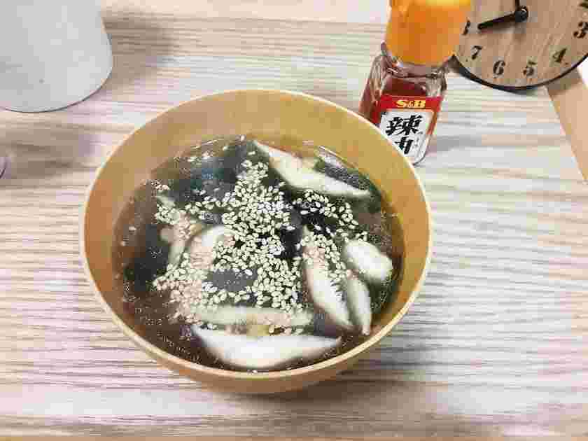 朝食に合う生椎茸とワカメの中華スープ