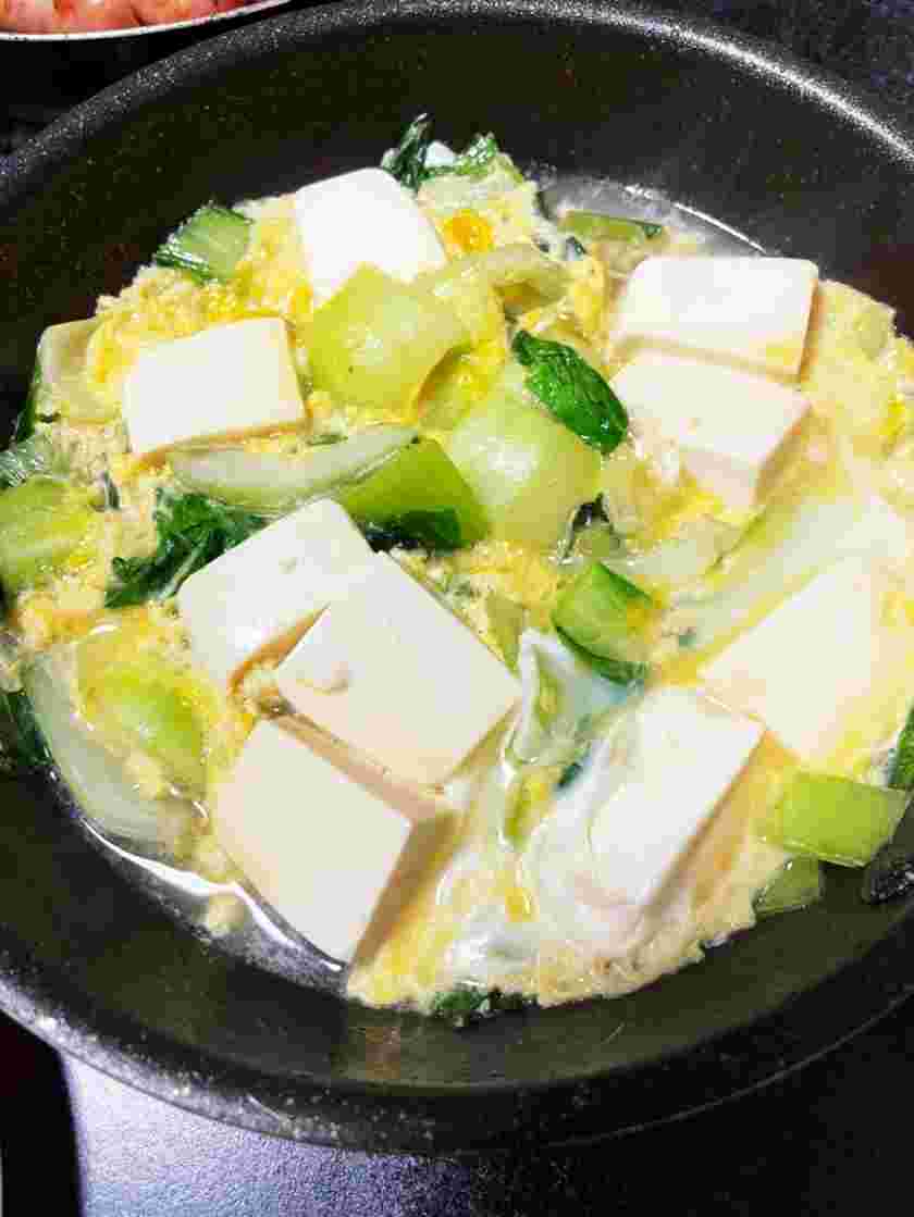 副菜の青梗菜と豆腐かき玉の中華煮