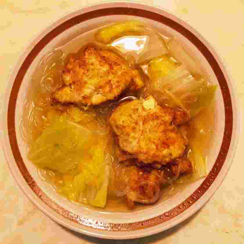 豆腐つくねと白菜の春雨スープ